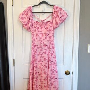 Elegant Pink Floral Dress with Puff Sleeves size large